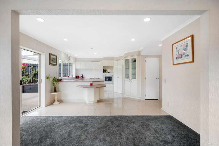 2/14 Casabella Court Northpark_13