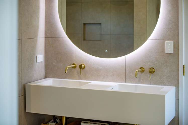 2 Taeore Lane Raglan_31