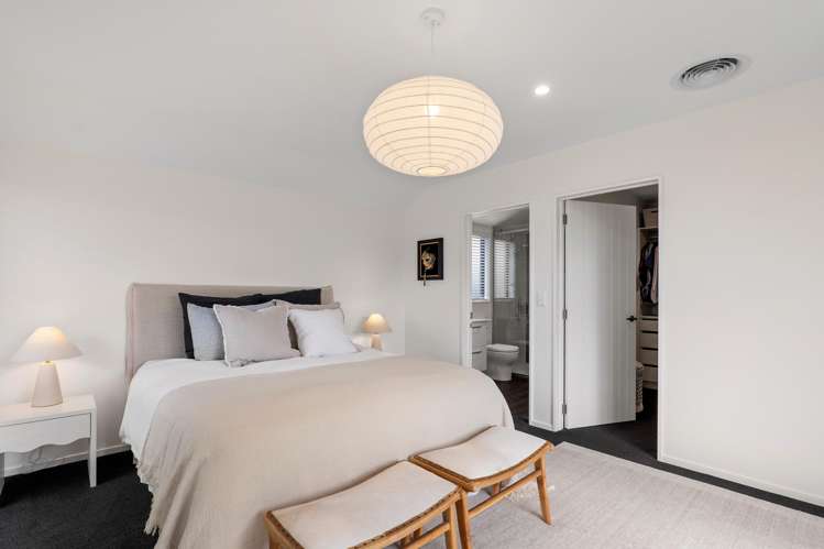 12 Verdeco Boulevard Lincoln_16