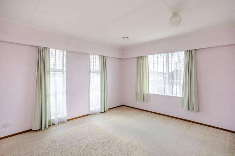 25 McPhee Street Dannevirke_12