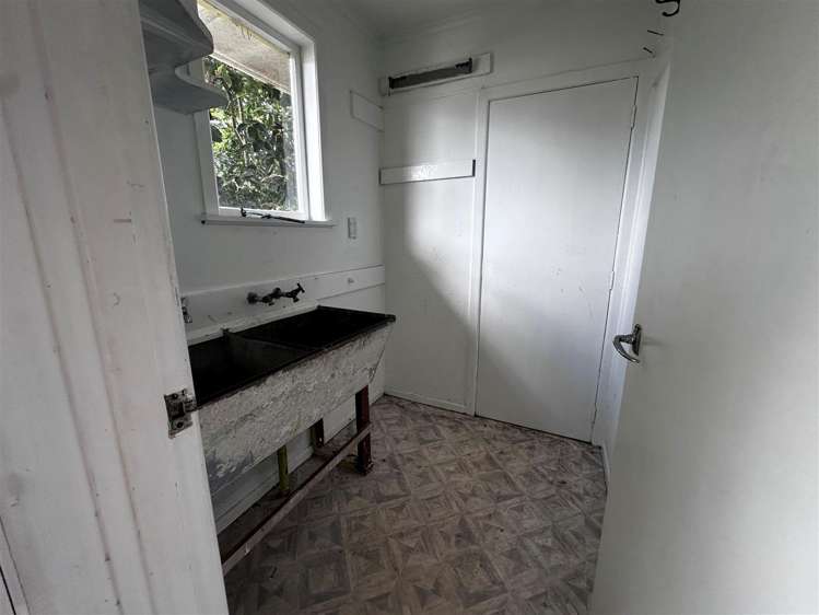 49 Whitley Crescent Otara_9