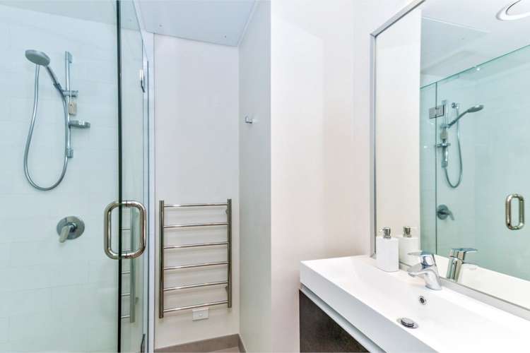 406/8 Nugent Street Grafton_8