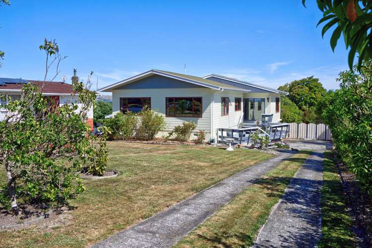 29 Puriri Crescent Lansdowne_22