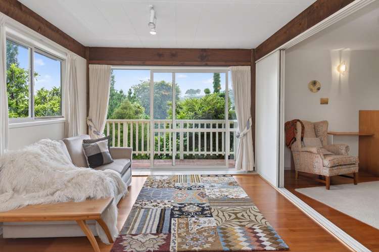 20 Colmar Road Mellons Bay_22