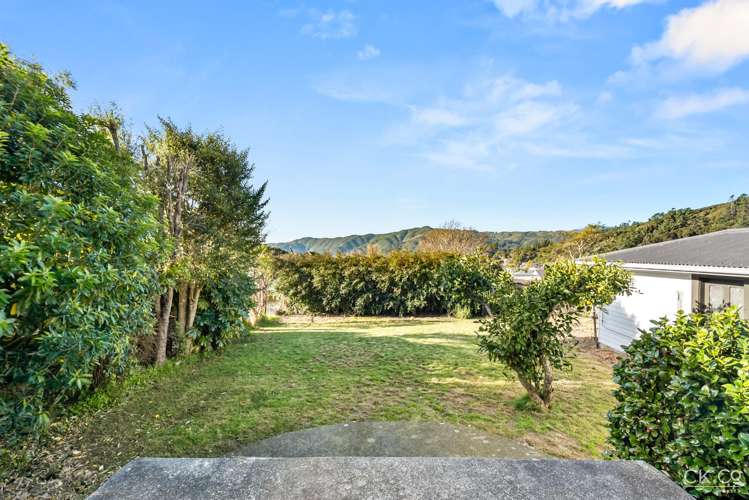 5 Reid Road Wainuiomata_12