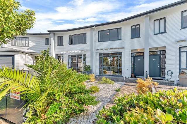 4/2 Armoy Drive East Tamaki_2