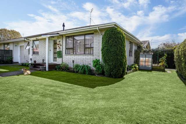 2/6 Steadman Road Broomfield_1