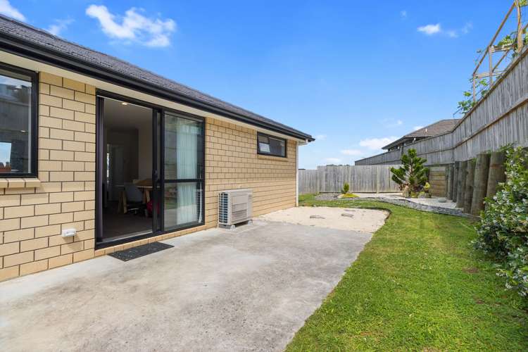 15 Blackwood Crescent Glenview_11