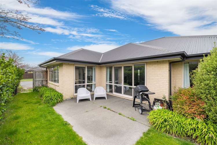 1 Temple Avenue Lincoln_12