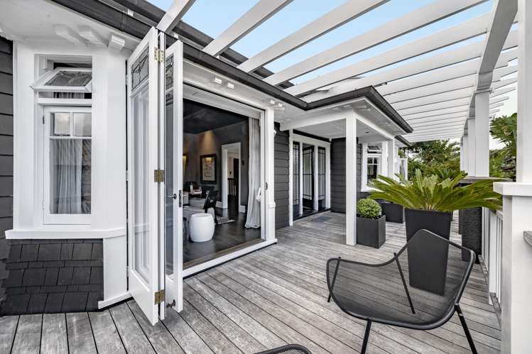 20 Seabreeze Road Narrow Neck_17