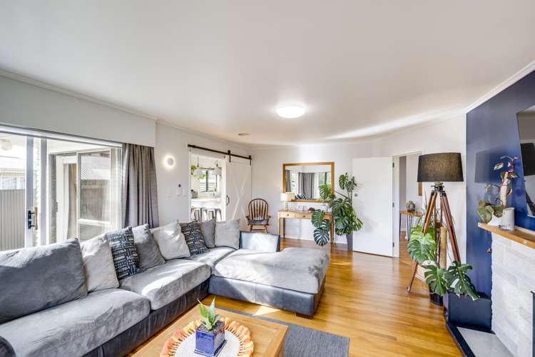 16 Surrey Street Taradale_9