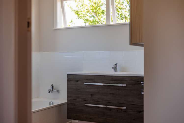 28 Windsor Street Terrace End_19