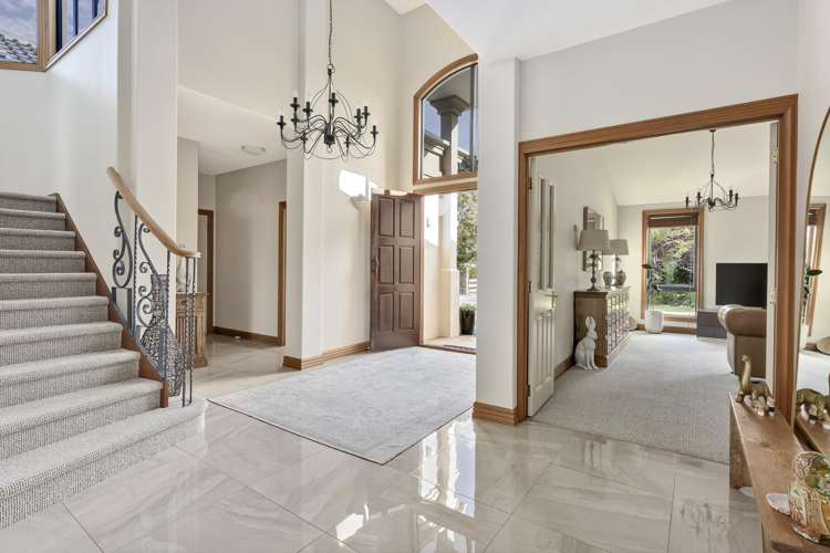 203 Athlone Drive Cambridge_2