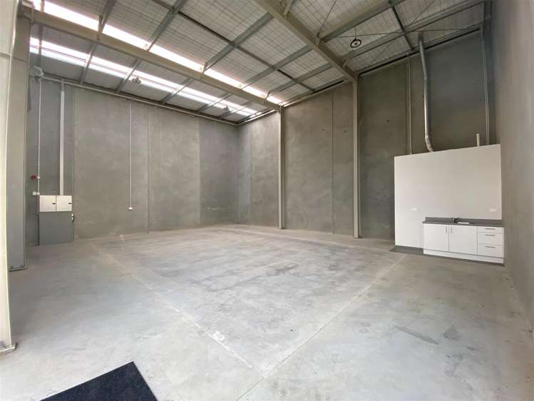 Unit 1 at 4 Brent Greig Lane Burbush_2