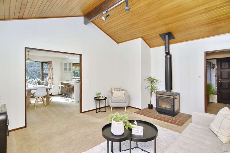 22d Yellowstone Crescent Burwood_10