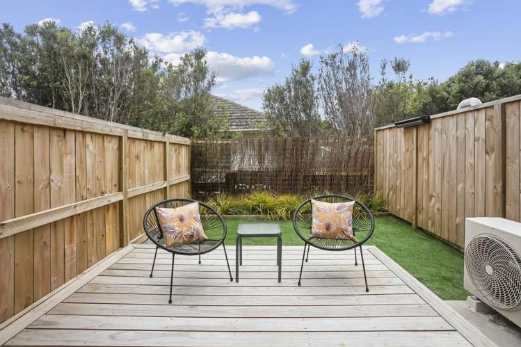 4/10 Shamrock Lane Te Atatu Peninsula_31