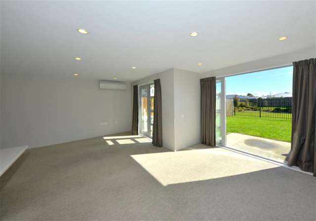 31 Eric Adam Way Linwood_4