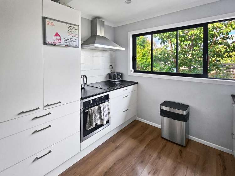 88 Martin Road 10587_10