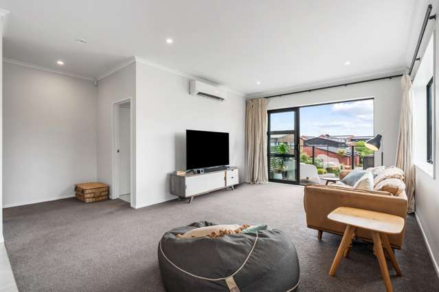 1 Danga Lane Hobsonville_3