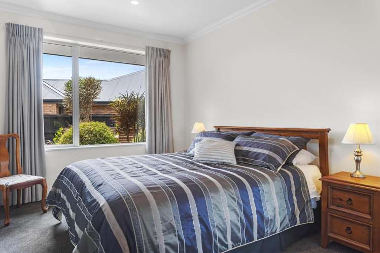 7 Serama Place Burwood_10