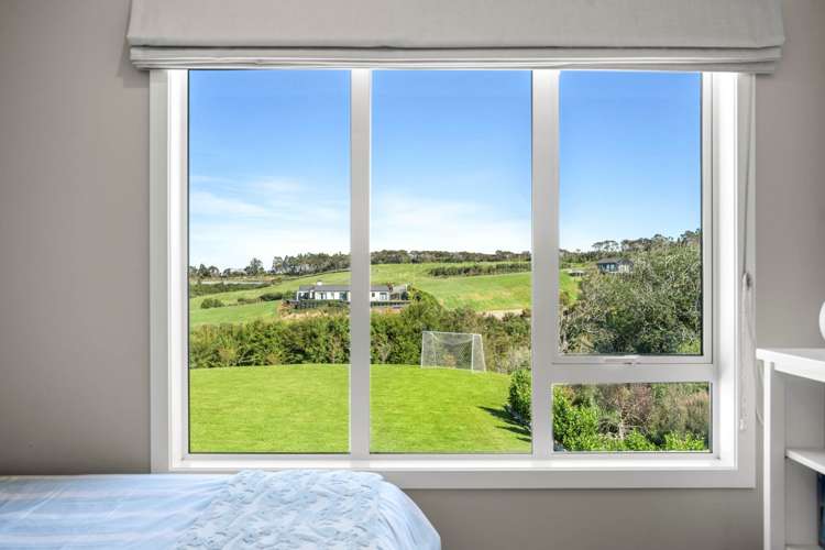 14 Rongoa Road Okura Bush_31