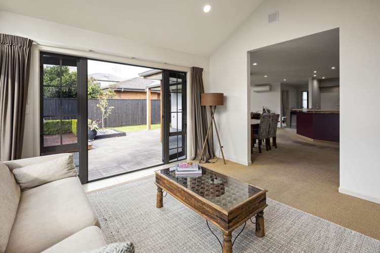 15 Edenpark Drive Rototuna North_9