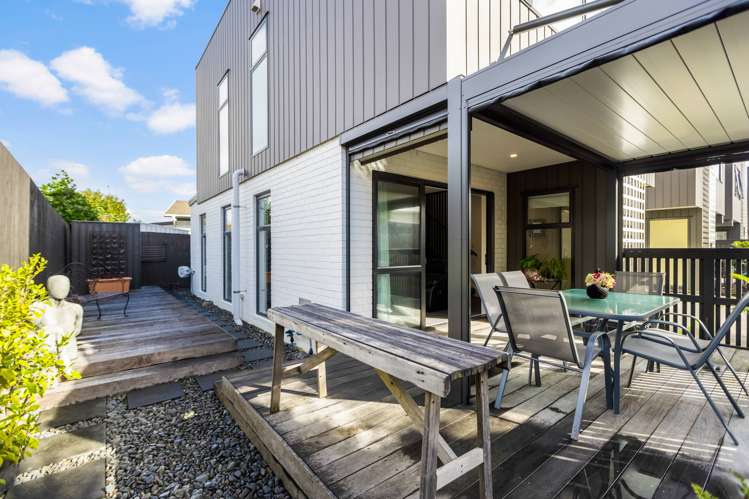 122d Moore Street Howick_19