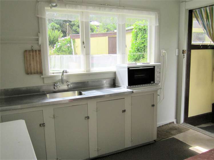 4 Woodstock Road Karangahake_6