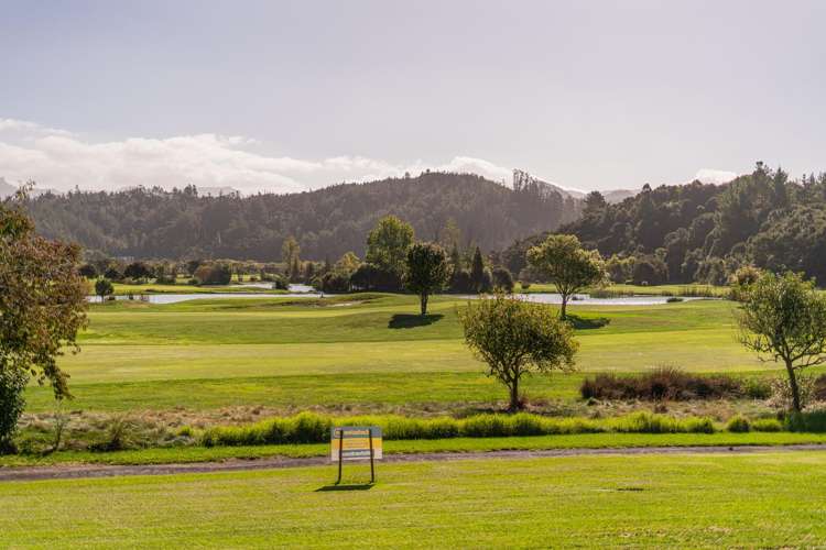 118 Augusta Drive Pauanui_12