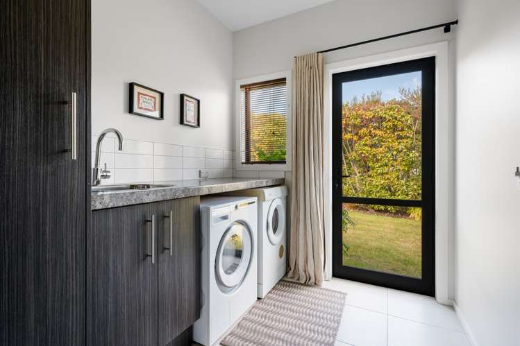 9 Hikuwai Drive Albert Town_19