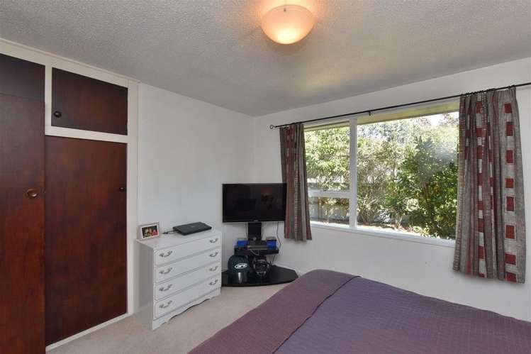 16d Main North Road Woodend_17