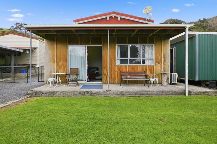 210 Cooper Drive Kawhia_17