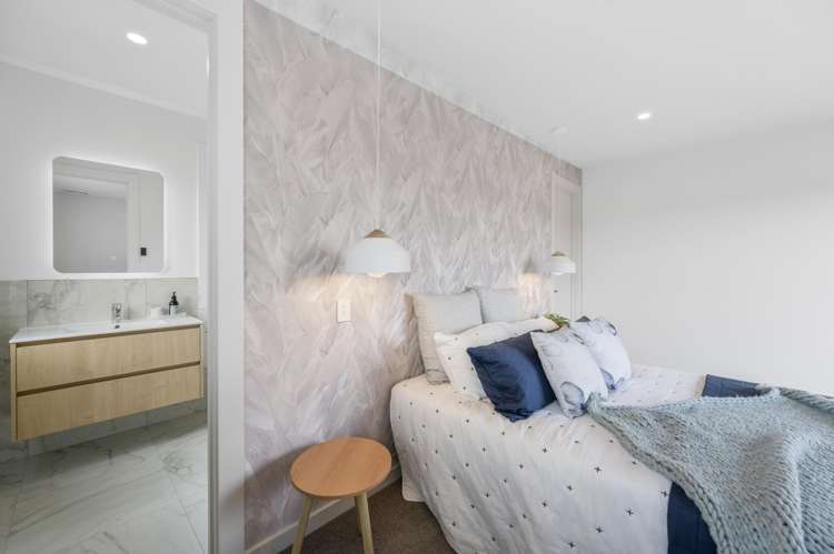 102 Pelorus Avenue Poraiti_13