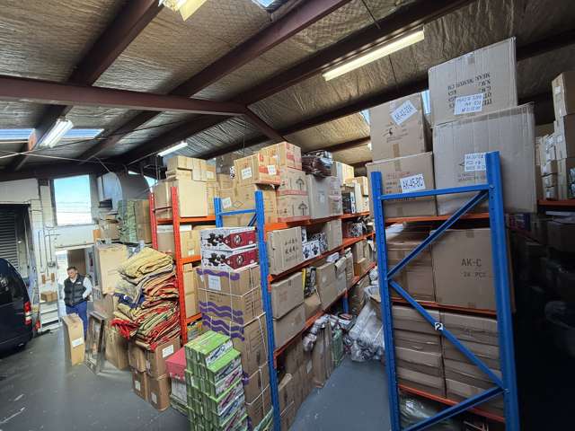 3/42 Henderson Valley Road Henderson_4