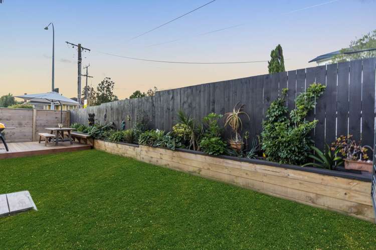 16a Gloria Avenue Te Atatu Peninsula_8