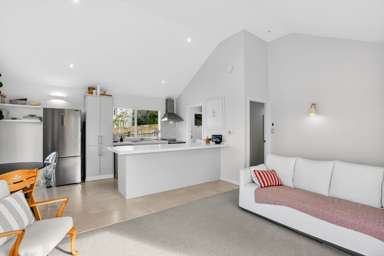 2/47 Birkdale Road_2