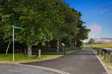 1 Donald Gavin Way, 52 & 61 Gordon Francis Drive_2