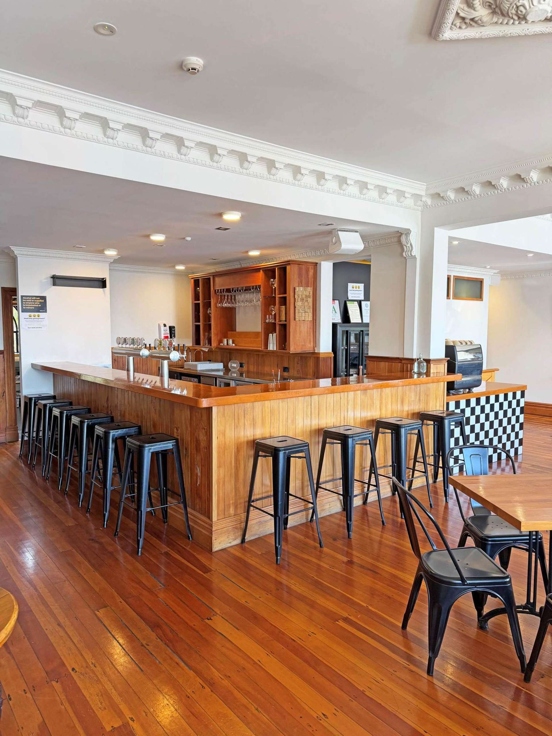 6 Birkdale Road Birkdale_0
