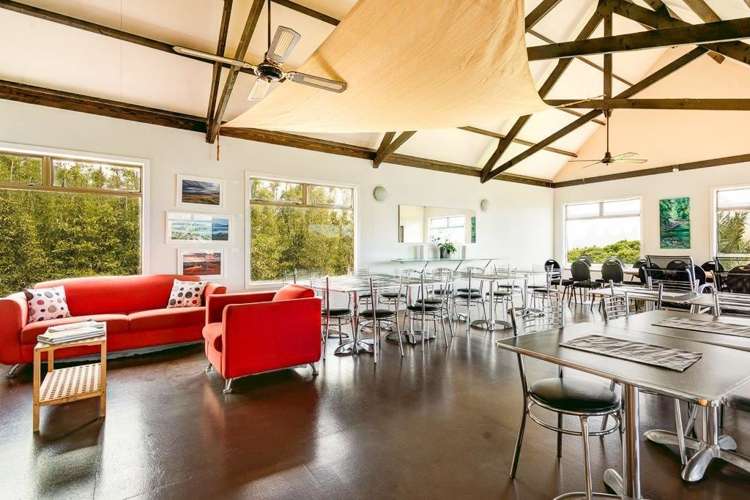 8254 State Highway 12 Omapere_24