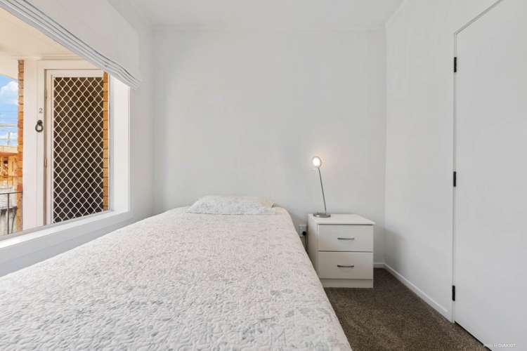 2/156 Selwyn Street Onehunga_8