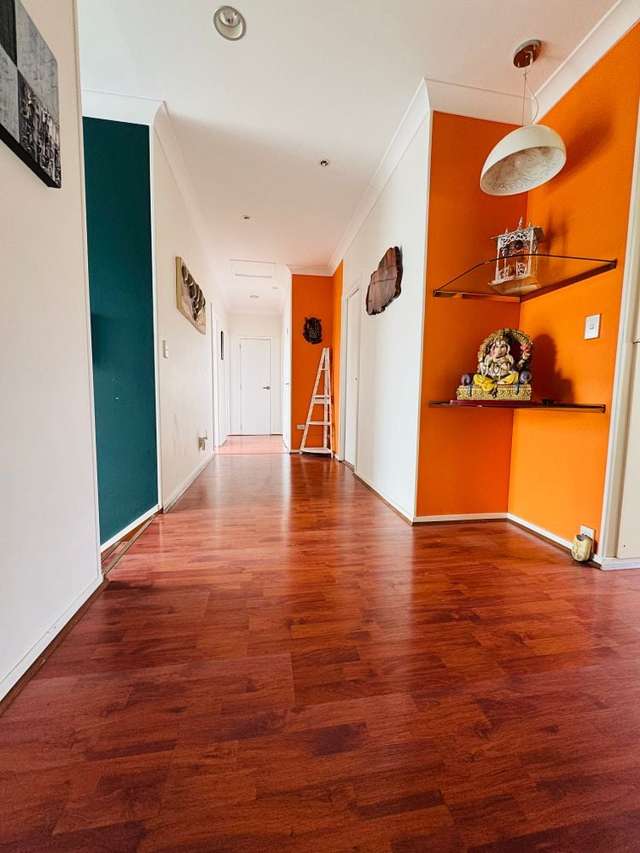 Spacious Sun-Filled 3 Double Bedroom Modern House