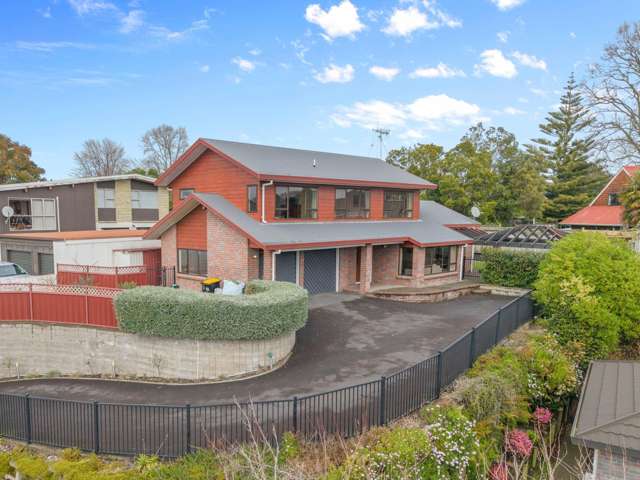 Space for the Family, Views to Enjoy