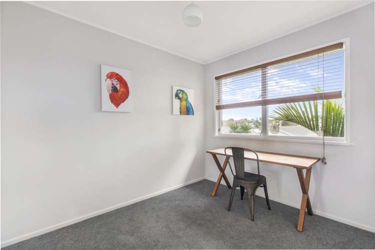 24 Hobart Crescent Wattle Downs_12