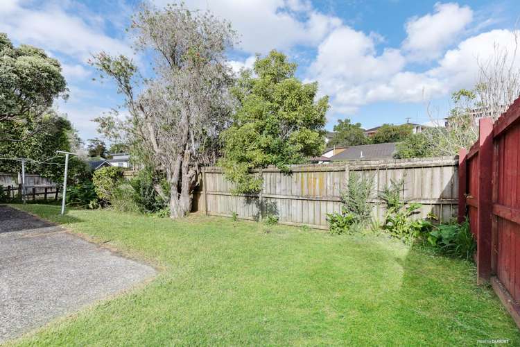 1/33 Knightsbridge Drive Forrest Hill_1