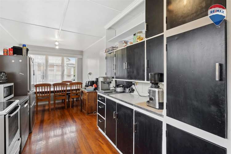 89 Hewer Crescent Naenae_7