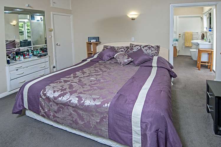 92 Landscape Road Mount Eden_13