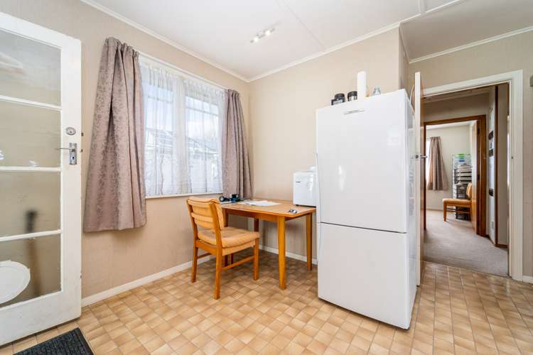 16 William Benton Street Featherston_3