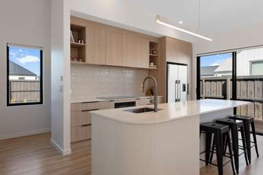 51 Bridgehampton Drive_4