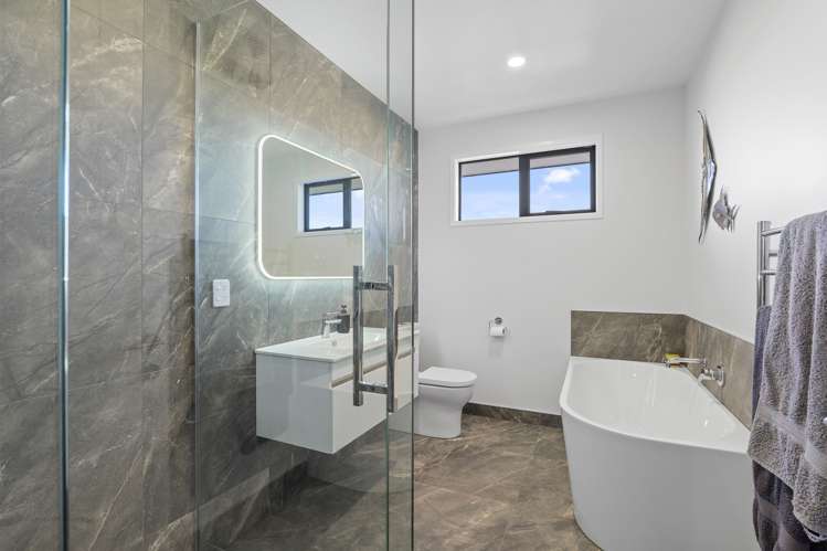 6 Harrier Place Amberley_20