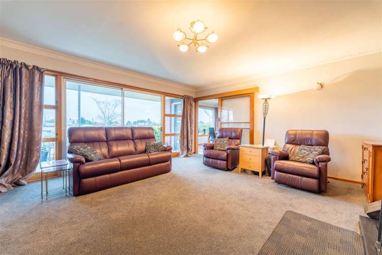 14 Tawa Street Glenwood_9